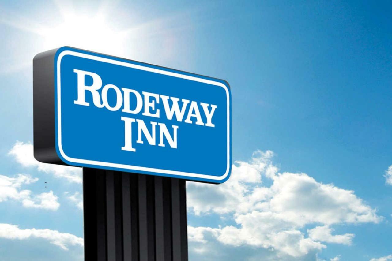 למברטון Rodeway Inn מראה חיצוני תמונה